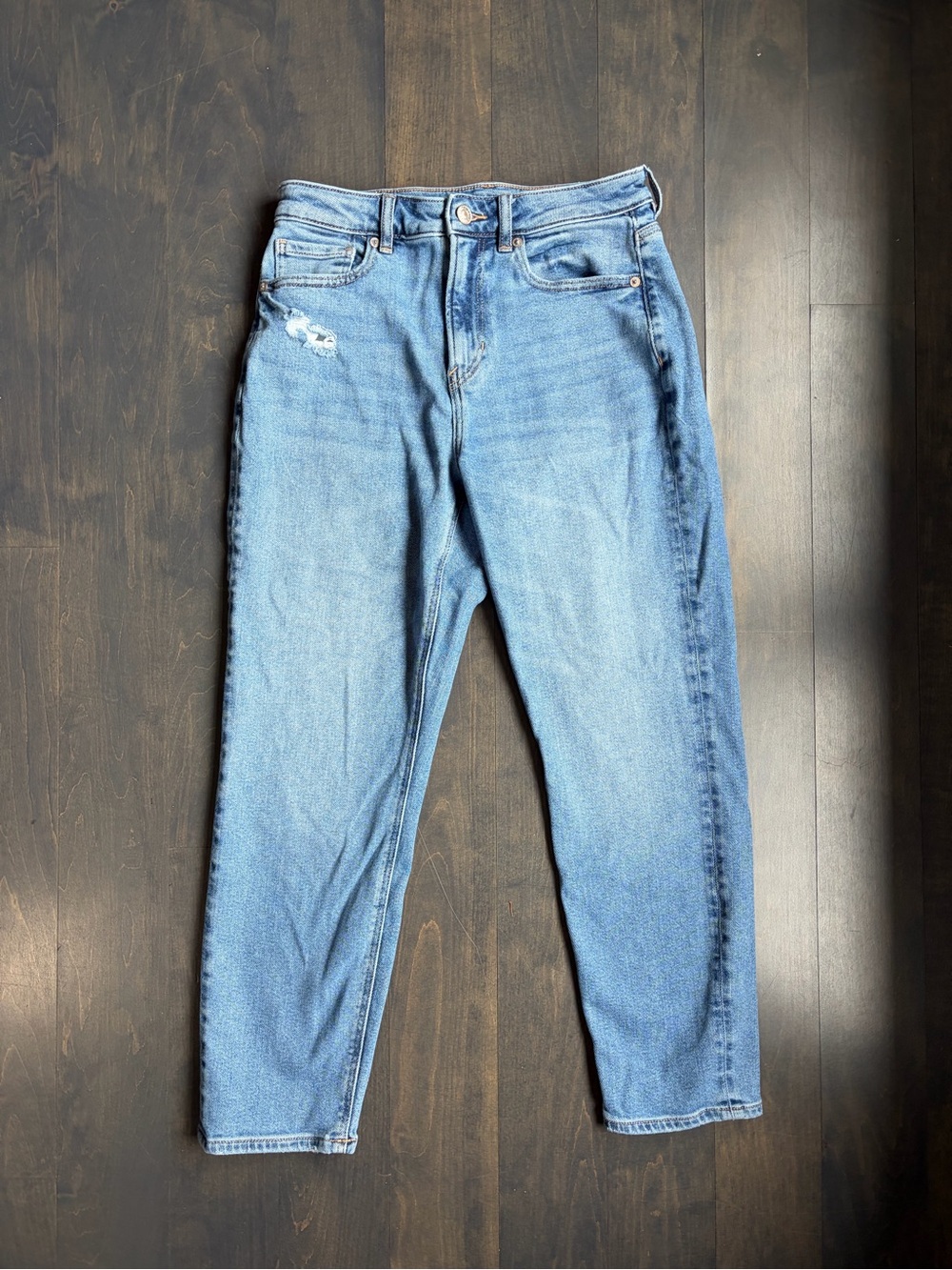 American Eagle Mom Jean size 4 short